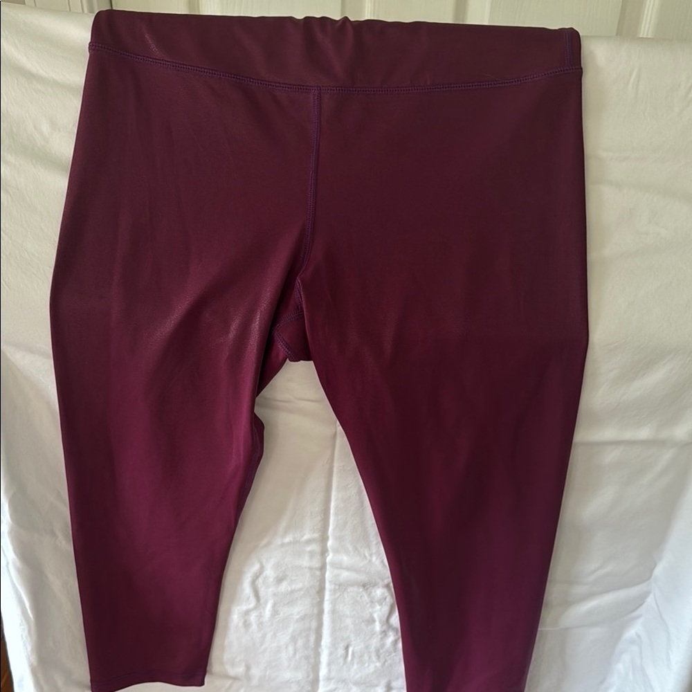 ZYIA Metallic Berry Leggings